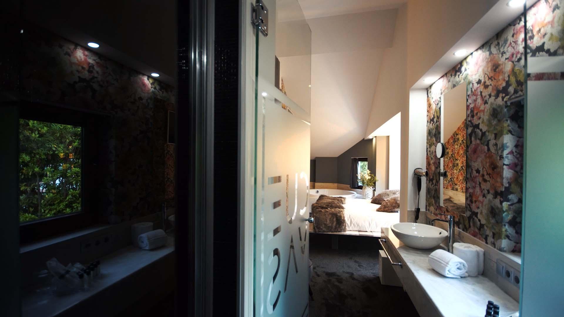 Hotel Cuevas - Adults Only Santillana del Mar Bagian luar foto