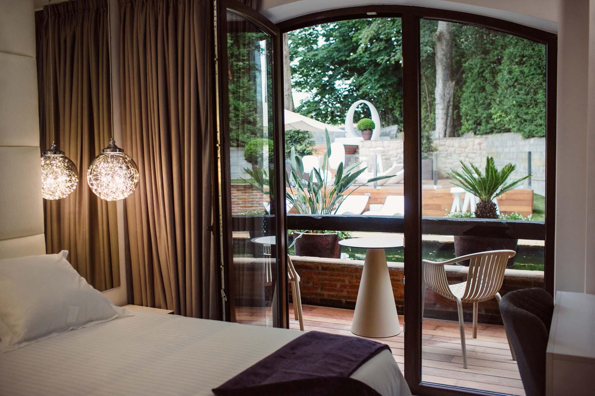 Hotel Cuevas - Adults Only Santillana del Mar Bagian luar foto